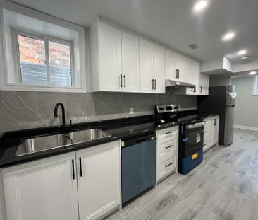 For Lease - 22 Amboise Crescent Unit# Basement, Brampton, Ontario - Photo 2