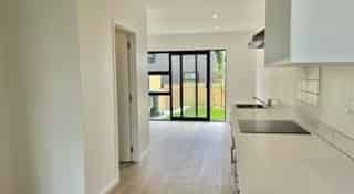 Comfortable Living - Photo 3