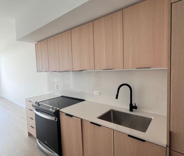 For Lease - 31 Huron Street Unit# 218, Collingwood, Ontario - Photo 3