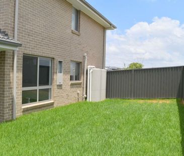 Family Home - Photo 6