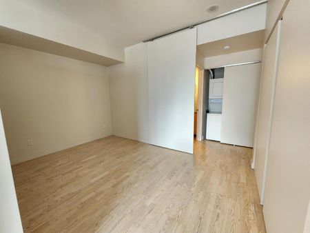 383 Cumberland Street - 802 - Photo 2