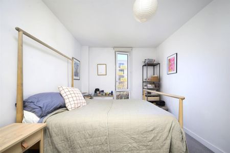 2 bedroom flat - Photo 5