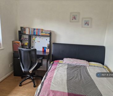 3 bedroom detached house to rent - Photo 4