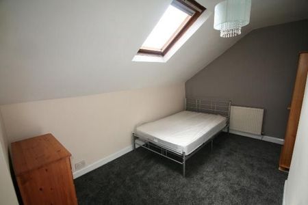 Wetherby Grove, Burley, Leeds - Photo 4