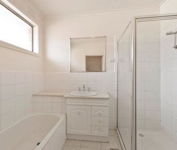 3/35 Weir Street, Balwyn - Photo 5