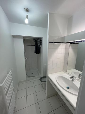 Location Appartement 1 pièce 32m² NANTES 44000 - Photo 4