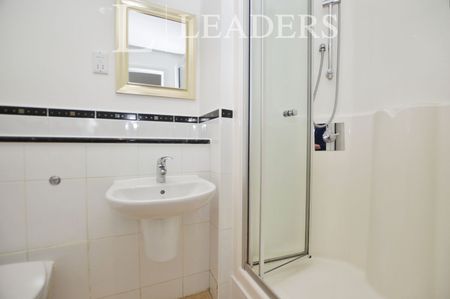 2 bedroom maisonette to rent Rouse Way, Colchester, CO1 - Photo 2