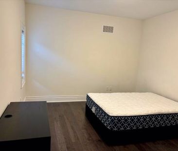 Room for Rent - Photo 3