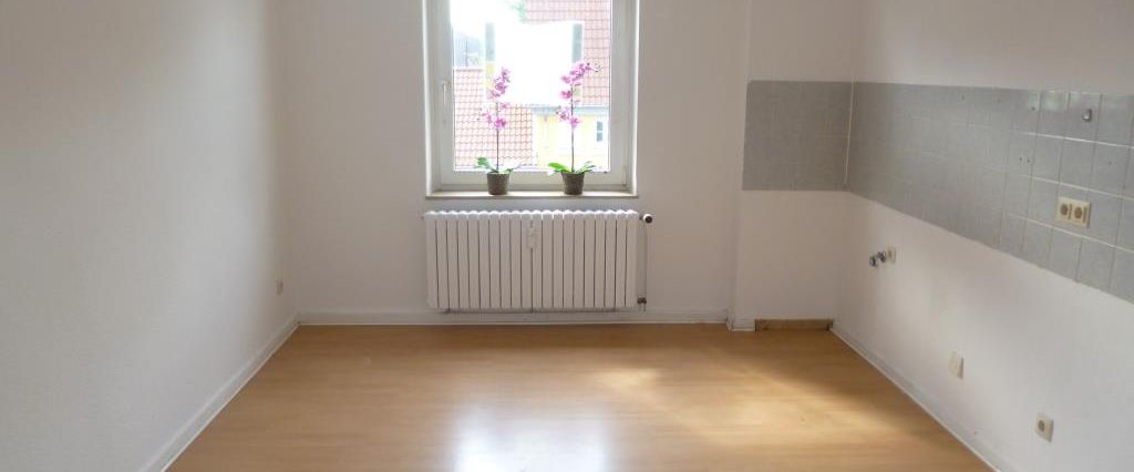 Bezugsfertige 2-Zimmer-Wohnung in Waltrop Stadtmitte frei, mit Tapete und Laminatboden - Foto 1