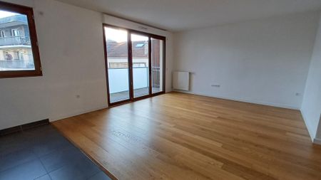 location Appartement F3 DE 68.4m² À VILLEJUIF - Photo 2