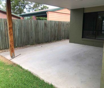 CABOOLTURE - MODERN & TRANQUIL - Photo 4
