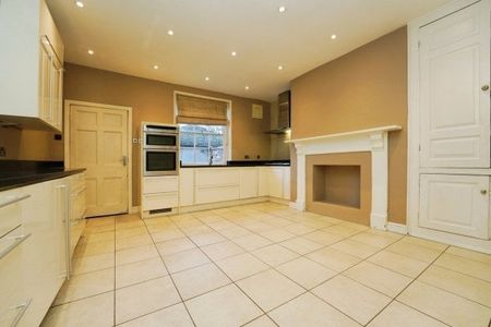 Loves Grove, Worcester, WR1 - Photo 4