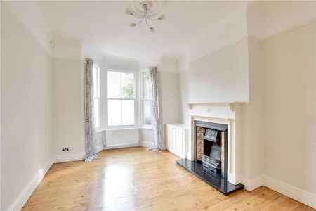 3 bedroom terraced house to rent - Photo 3
