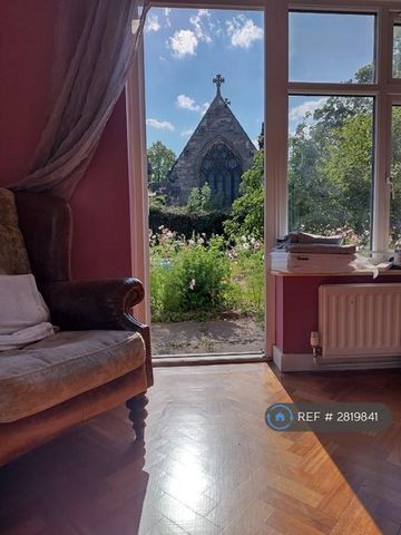 1 bedroom in a house share to rent - Photo 5