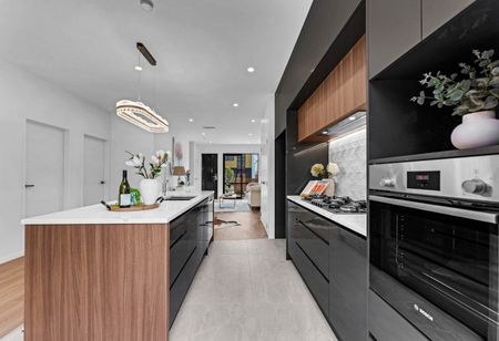 Modern living in Karaka - Photo 5