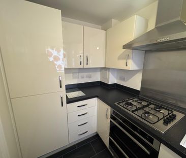 Oakthorpe, Peterborough, Hampton Centre - Photo 4