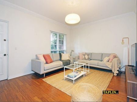 2/210 Gover Street, North Adelaide - Photo 5