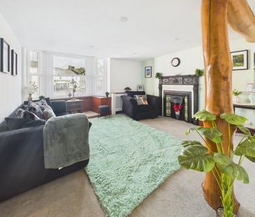 Flat to rent - Photo 2