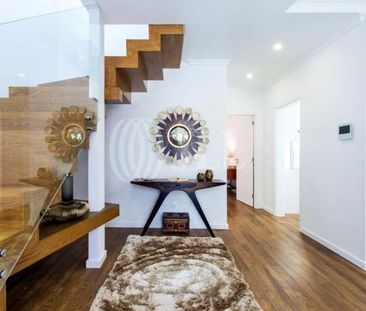 Prestigiosa casa de 245 m² para alugar Bairro do Rosario Cascais, C... - Photo 1