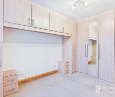 2 Bedroom Terraced House - Photo 5