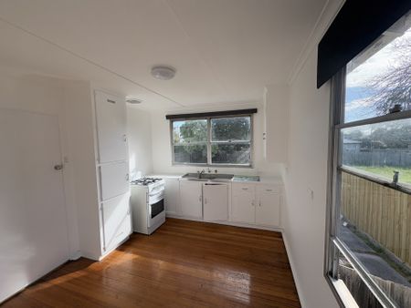 26 Aleppo Crescent, Frankston North, VIC 3200 - Photo 2