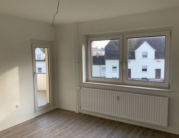 Lust auf eine renovierte 3-Zi.-Wohnung? - Photo 1