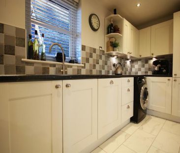 2 Bedroom Apartment To Let - Photo 6