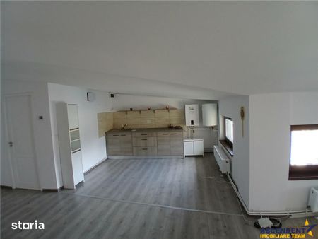 De inchiriat un spatiu de 99 mp, Central, Brasov: rezidential birouri - Photo 4