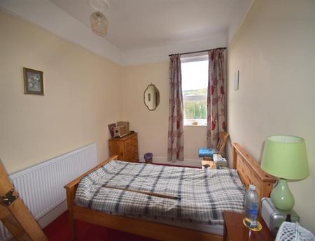 3 Bedroom Semi Detached To Let - Photo 4