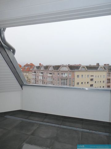 Berlin (Charlottenburg) | 2-Zimmer-Dachgeschoss-Wohnung | ca. 118 m² - Photo 4