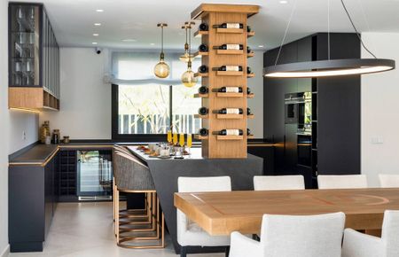 6 bedroom luxury Villa for rent in Marbella, Andalusia - Photo 4