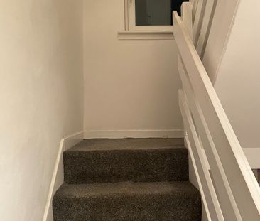 4 Bed Maisonette, Ark Lane, G31 - Photo 6