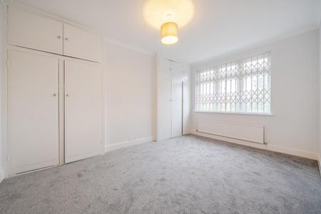 3 bedroom terraced house to rent - Photo 5