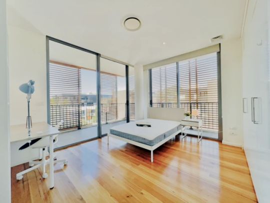 9 Ascot St, Sydney - Photo 1