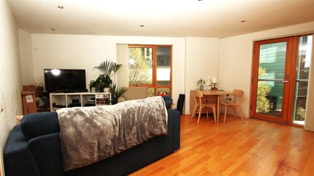 Crozier House, Leeds City Centre, LS10 1LQ - Photo 4