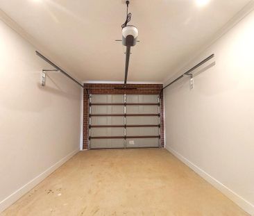 Splendid 4Br Family Home in Bonnie Brook! - Photo 5