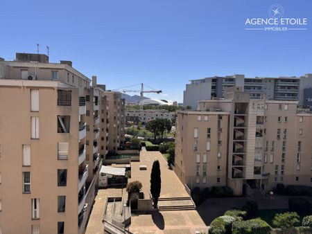 Appartement 3 pièces 66m2 MARSEILLE 10EME 890 euros - Photo 4