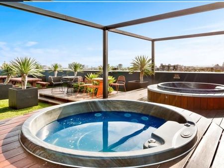 Elevated Living in the Heart of South Yarra - Photo 4