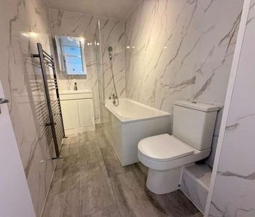 Whitbread Close, London, N17 - Photo 6