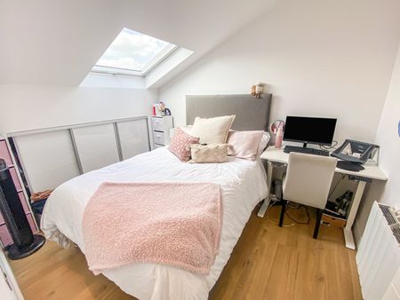 3 Bed Flat, Clapham Park Road, SW4 - Photo 3