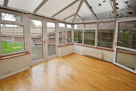 3 bedroom terraced house to rent - Photo 5