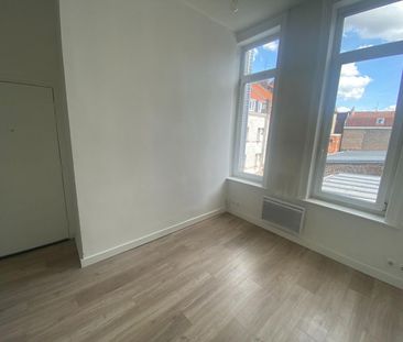 A LOUER : T1 à LILLE • Rue Nationale - CORMONTAIGNE • 465 € - Photo 6