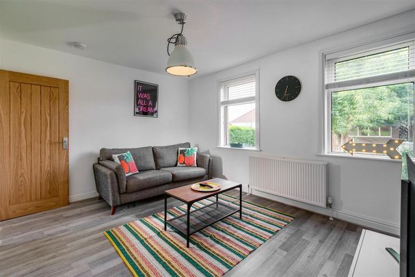 4 bedroom house to rent - Photo 1