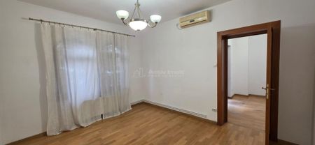 Vila 5 camere, 150 mp, Piata Alba Iulia- Decebal - Fotografie 5