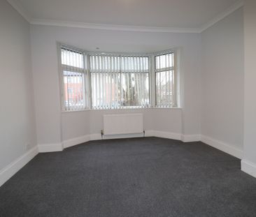 Dream 5-Bed Family Home –Warrington, Available - Photo 3