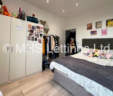 6 Bedroom Mid Terraced House for rent in Harold Terrace - Photo 2
