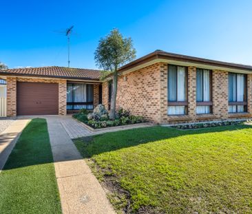 7 Acres Place, Bligh Park NSW 2756 - House For Rent | Domain - Photo 2