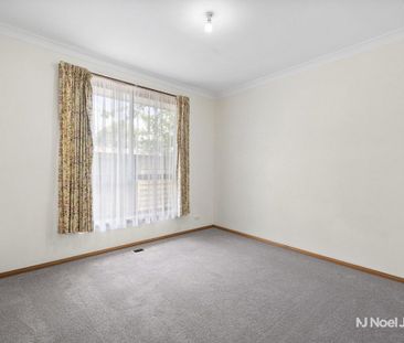 2/21 New Street, RINGWOOD - Photo 2