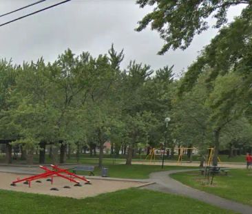 5250 Charleroi — 2 1/2 - Photo 3