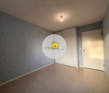 Location Appartement 3 pièces 66m² ST BONNET DE MURE 69720 - Photo 3